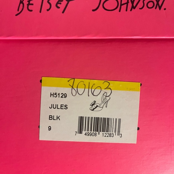 Betsy Johnson Black Satin Stilettos Rhinestone Embellished Bow - W9 - Picture 6 of 6